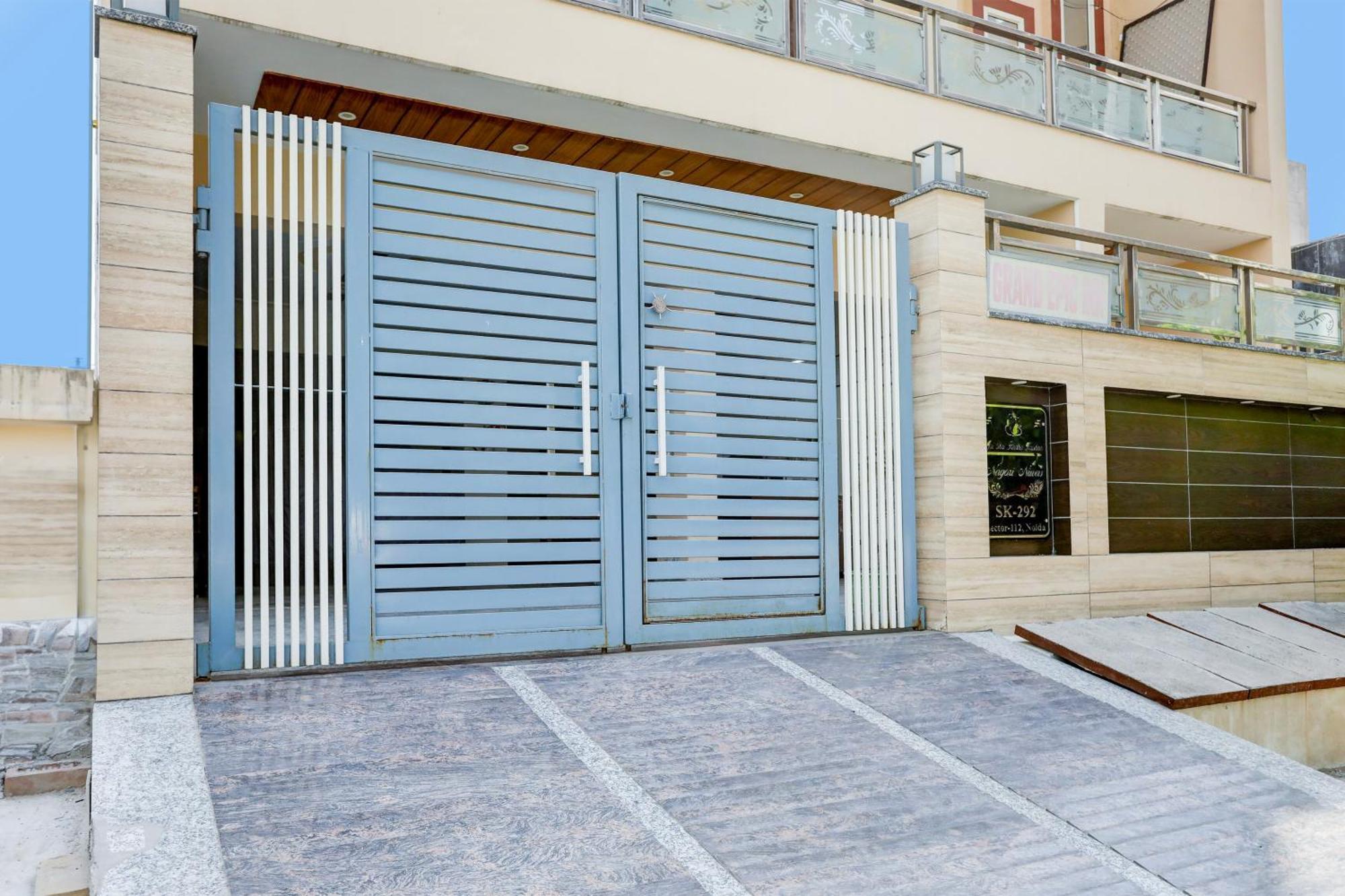 Hotel O Grand Epic Inn Noida Exterior photo